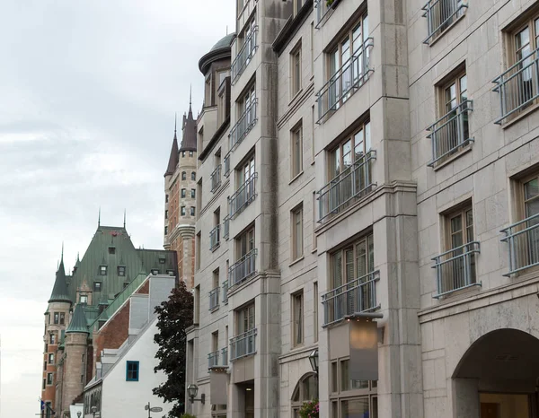 Castillo Frontenac Edificios Modernos Ciudad Quebec Canadá — Foto de Stock