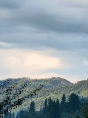 Dağların güzel manzarası