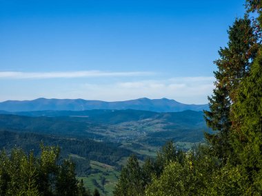 Dağların güzel manzarası