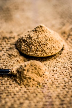 Toz yakın babool meyvesi akasya nilotica Linn toz topçu arka plan üzerinde faydalıdır ve Ayurvedik tıp diş sorunları için.