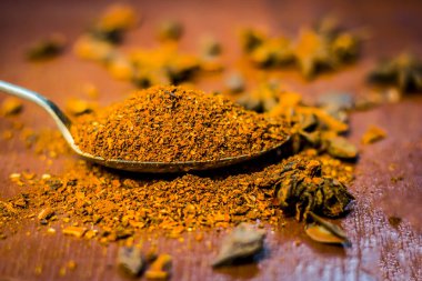 Anason ve kuru otlar kapat 