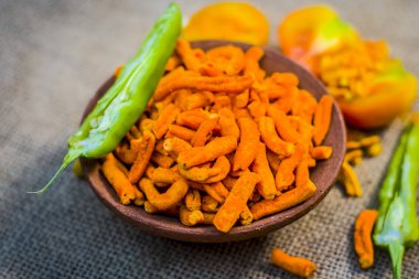 Hint aperatif baharatlı gathiya görünümünü kapat