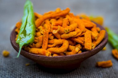 Hint aperatif baharatlı gathiya görünümünü kapat