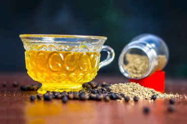 Çay kara biber ham karabiber ve toz karabiber.