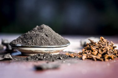 Toz kömür ham kömür ve karanfil