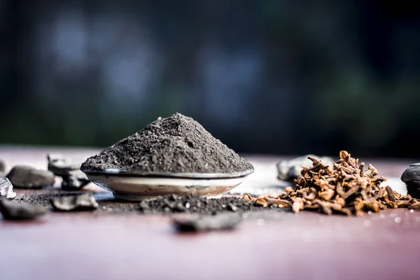 Powder Coal Raw Coal Cloves — Stock Photo, Image