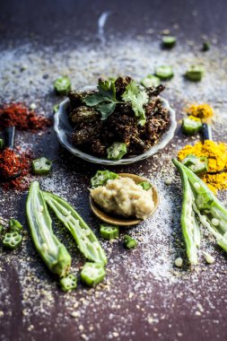 Popüler Hint çanak Barali bindi sebze ve baharatlar