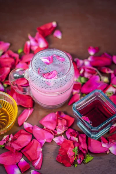 Indian Popular Drink Gulab Shake Rose Petals — Stock Photo, Image