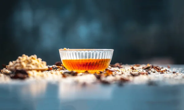 Vaso Con Especias Servidas Mesa — Foto de Stock