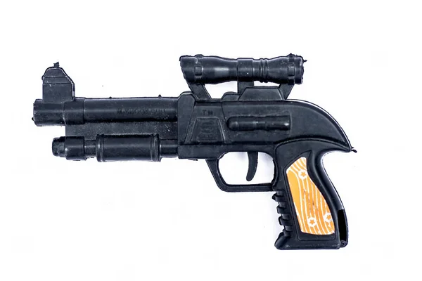 Sebuah Pistol Mainan Berwarna Hitam Terisolasi Atas Putih — Stok Foto