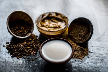 Ayruevdic yüz paketi süt ve yulaf ile Peep ahşap