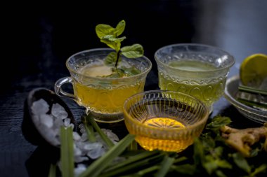 Limon, zencefil ve Ballı bitkisel çay kapatır