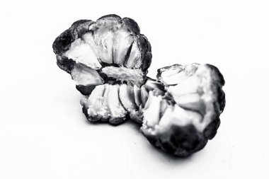 Ham organik sitaphal ya da şeker elma ya da muhallebi üzerinde beyaz izole apple yakın çekim.