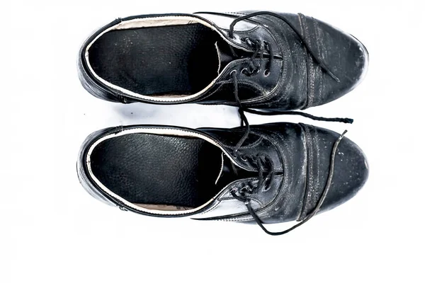 Közelről Kéz Sticihed Fekete Színű Bőr Cipő Vagy Office Shoes — Stock Fotó