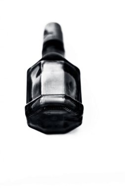 Junagadh-Gujarat-India-November,09-11-2018-imza izole beyaz marka viski şişe yakın.