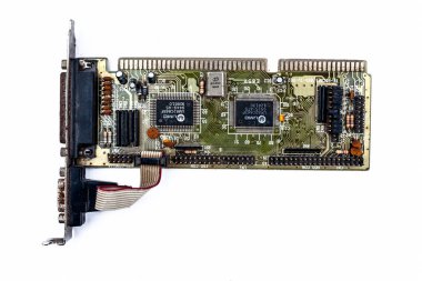 Junagadh-Gujarat-Hindistan-12 Aralık 2018 - Cpus 'ta iyi kalite ses için kullanılan beyaz üzerine izole edilmiş yeşil renkli ses kartı.