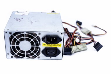 Junagadh-Gujarat-Hindistan-12 Aralık 2018-Up of Smps veya Switched-Mode Power Supply bilgisayar tarafından toz tedariği için kullanılan beyazda izole edildi.