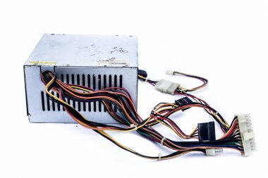 Junagadh-Gujarat-Hindistan-12 Aralık 2018-Up of Smps veya Switched-Mode Power Supply bilgisayar tarafından toz tedariği için kullanılan beyazda izole edildi.