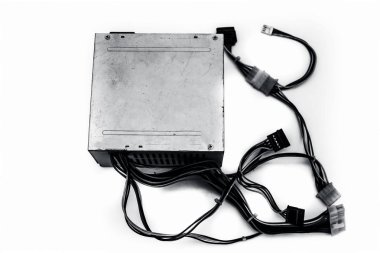  Beyaz arkaplanda izole edilmiş eski elektronik araç