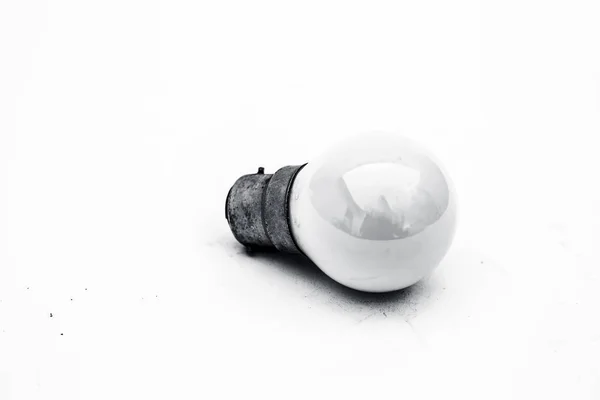 Nahaufnahme Der Weißen Glühbirne Isoliert Auf Weiß — Stockfoto