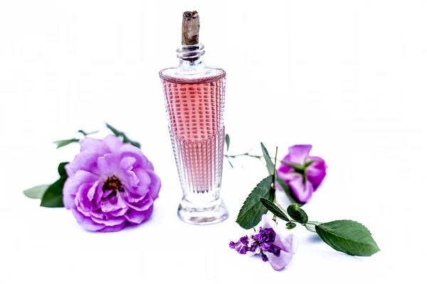 Nahaufnahme Von Parfüm Oder Duft Oder Spray Von Rose Oder — Stockfoto