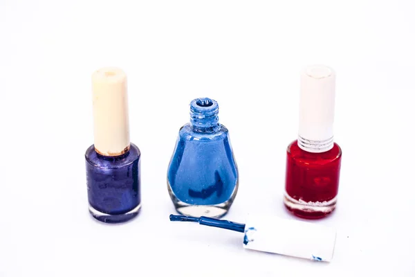 Bleu Violet Rouge Trois Bouteille Vernis Ongles Isolé Sur Blanc — Photo