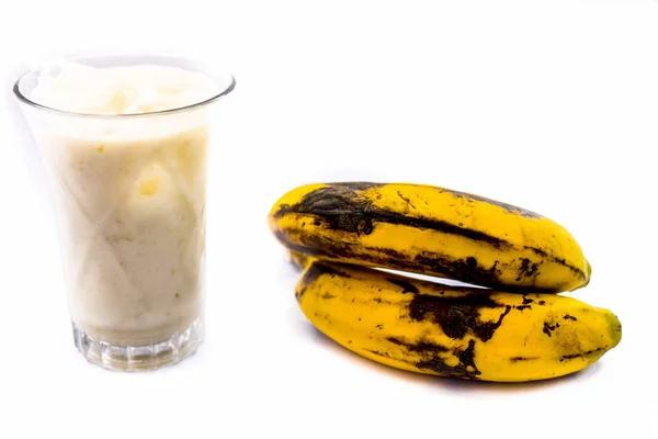 Vetro Frullato Banana Con Banane Isolate Bianco — Foto Stock