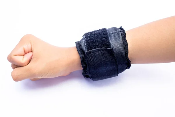 Ένα Χέρι Απομονωμένο Φορώντας Μαύρο Χρώμα Καρπού Μπάντα Στο Χέρι — Φωτογραφία Αρχείου