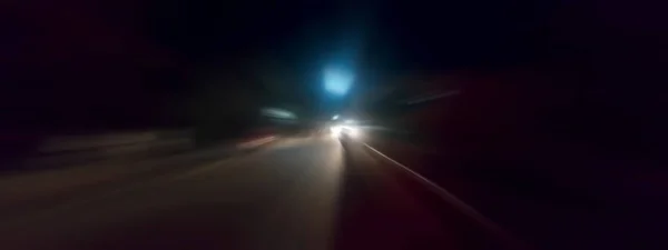 Δημιουργικές διαδρομές φωτός. Φως του οχήματος θαμπό και φως μονοπάτια SH — Φωτογραφία Αρχείου