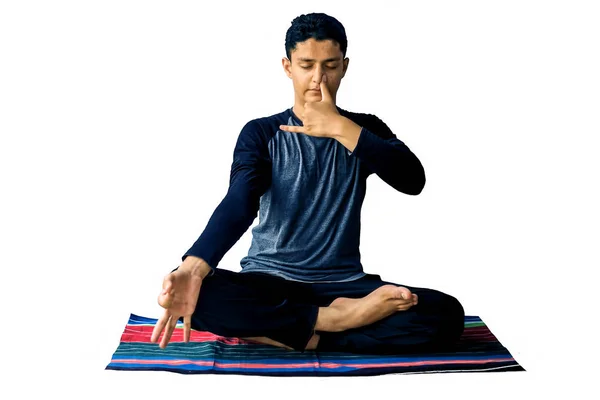 Retrato Del Joven Haciendo Pranayama Pranayam Yoga Control Respiración Una — Foto de Stock