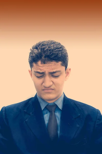 Mladý Obchodník Nosí Modrou Barevnou Košili Černou Kravatu Vyjádřením Unavené — Stock fotografie
