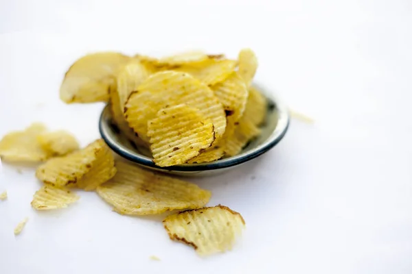 Organic Processed Potato Chips Glass Plate Isolated White — Stock Photo, Image