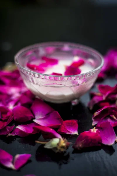 Face Mask Cream Rose Petals — Stock Photo, Image