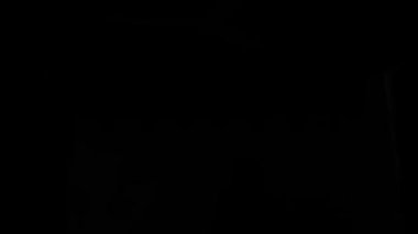 İnsanların el sallaması geliyor 