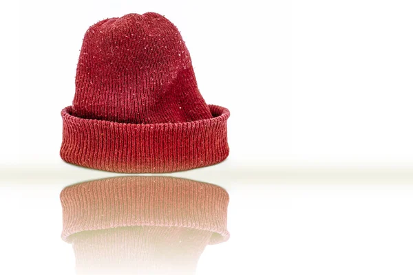 Gorra Lana Color Rojo Tejida Mano Aislada Blanco Que Indica —  Fotos de Stock