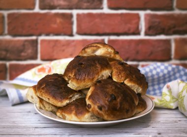 Çörekler. Ekmek. Bu pasta. Lezzetli tatlı. Kek kırmızı.