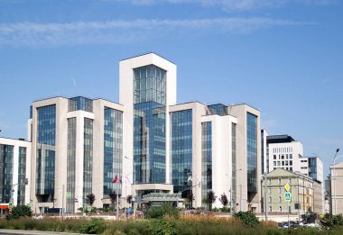 Şehrin sokakları. Moskova sokaklarında yürüyorum. Güzel şehir manzarası..