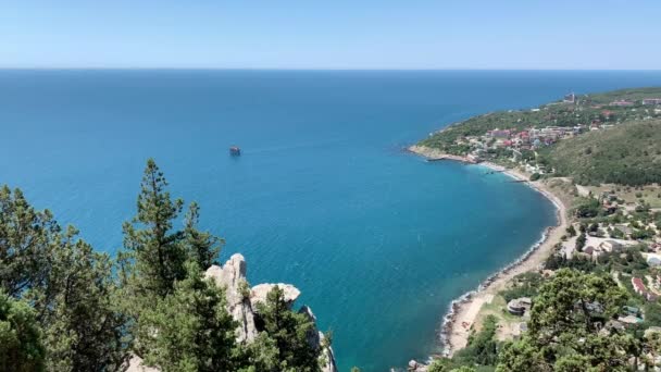 Vue Hauteur Mer Une Vague Lumière Une Côte Sinueuse Petites — Video