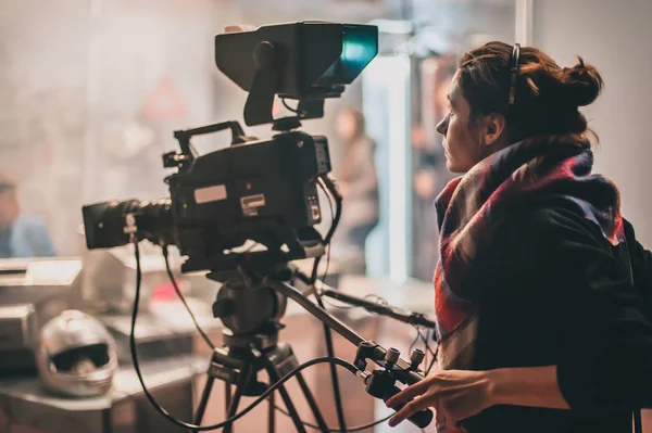 Detrás Escena Actor Delante Cámara Plató Película Estudio Cine Grupo — Foto de Stock