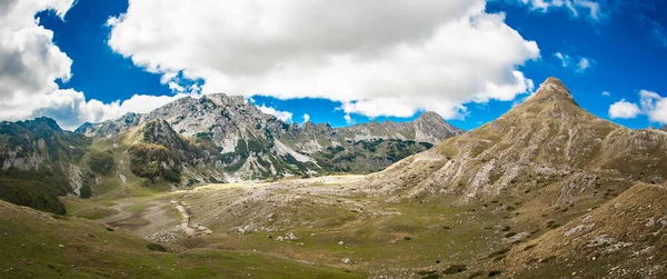 Panoramic View Summer Mountain Range Belt System Beautiful Mountain Peak — Stock Photo, Image