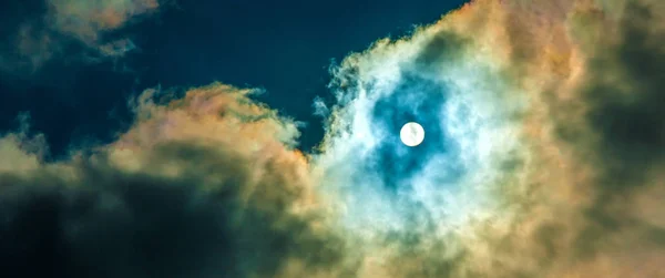 Barevné Dramatické Nebe Cloud Pozadí Slunce Exotická Dovolená Thajsko — Stock fotografie