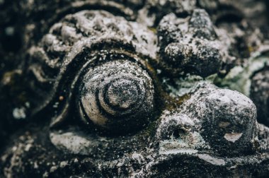 Portre portre geleneksel taş heykel sanat formu Hindu Budist kültür etkileri göstermek tapınaklar dahil. Bali, Endonezya