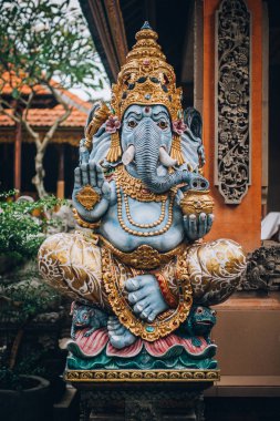 Ganesha - Hindu Budist tanrıların, geleneksel portre portre heykel tapınaklar dahil artform. Bali, Endonezya