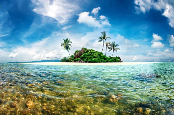 Exotische Paradijseiland Met Palmbomen Turkoois Kristalheldere Zee Amazing Fantasy Landschap — Stockfoto