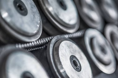 Ayrıntı görünümü mekanik fındık taşıma sisteminin endüstriyel fabrika kadar kapatın