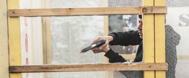 Eğitim arkadan ve kapak veya barikatı çevresinde çekim silah mücadele. Aralığı çekim üzerinde taktik çekim ders mücadele gelişmiş