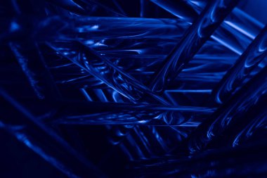 Karanlıkta parlayan optik fiber