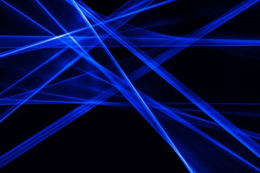 Lazer açık mavi. Dalgalanan ve bükülen ışık çizgileri.