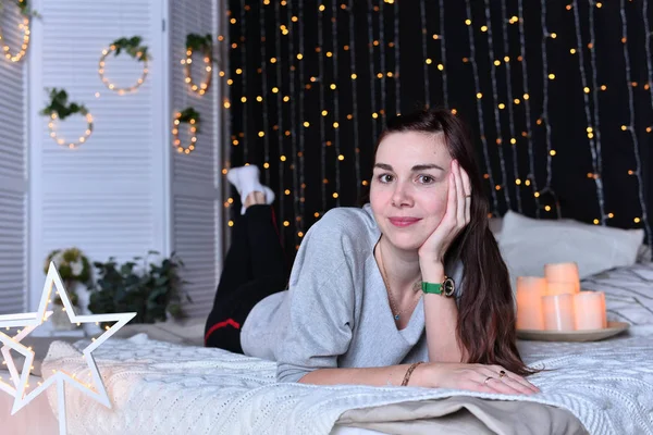 Young Woman Laying Bed — Stock Photo, Image