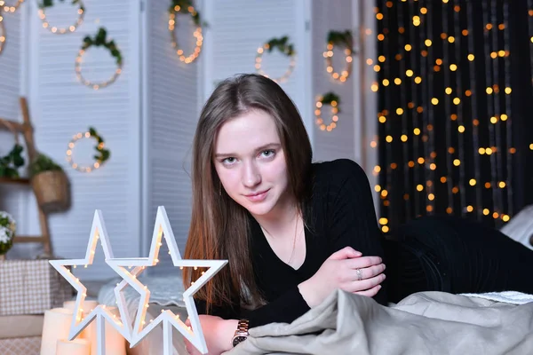 Young Beautiful Woman Sitting Bed Star Home — Free Stock Photo